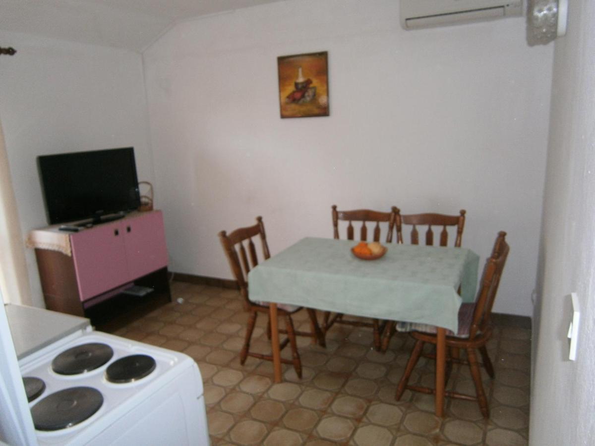 Maria Apartments Водице Екстериор снимка