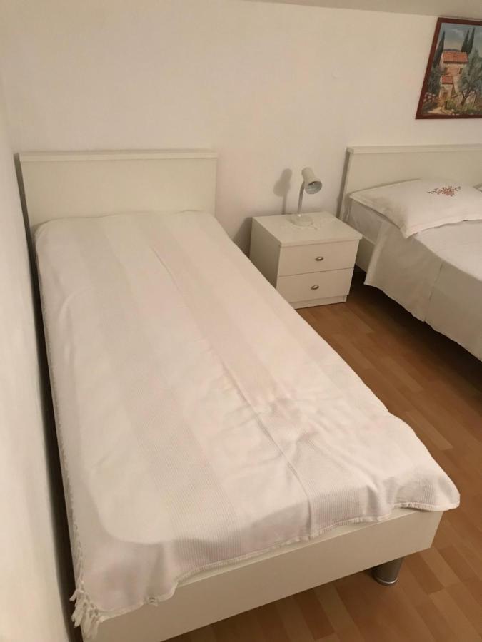 Maria Apartments Водице Екстериор снимка